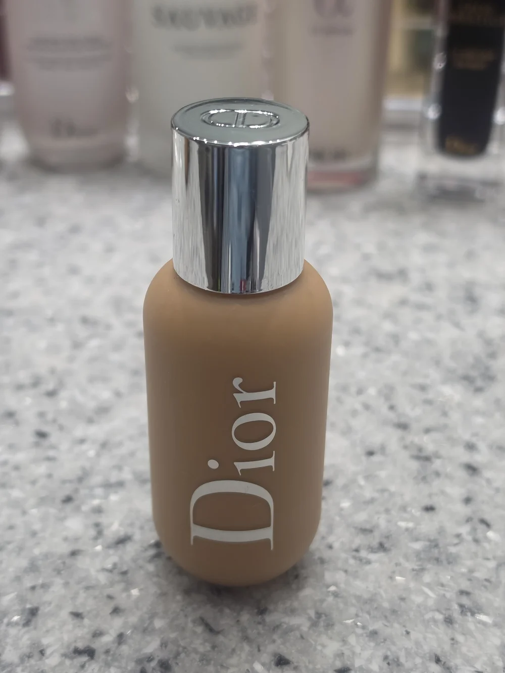 Dior Backstage Face And Body Foundation - Warm Golden Peach (3W)